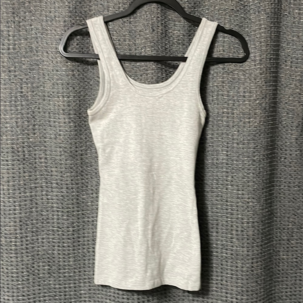 Guess Top Bundle - Picture 8 of 8